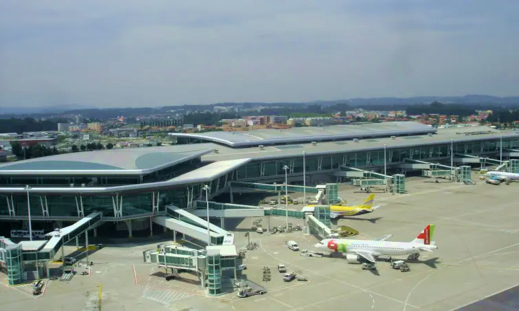 Francisco de Sá Carneiro Airport