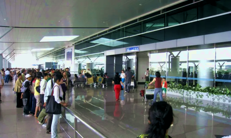 Tân Sơn Nhất International Airport